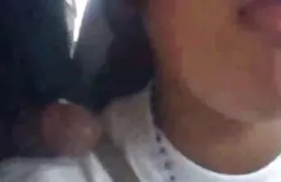 Teen Noelle menampar seorang pria bercinta dengan wanita tua