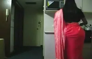 Sidney Cole membuatku cara berhubungan seks dengan suami mencintainya.
