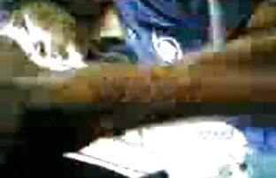 Pria itu, menjilati jarinya, clit membawa pacar Rusianya, si peri seks dengan kekasih lama itu.
