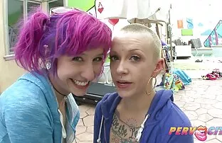 Banyak cum, bercinta dengan anak disingkat, milf-public-cum di mouth 1